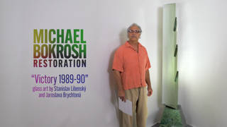 Victory 1989-90 glass art sculpture by Stanislav Libenský and Jaroslava Brychtová. Restored by Michael Bokrosh.