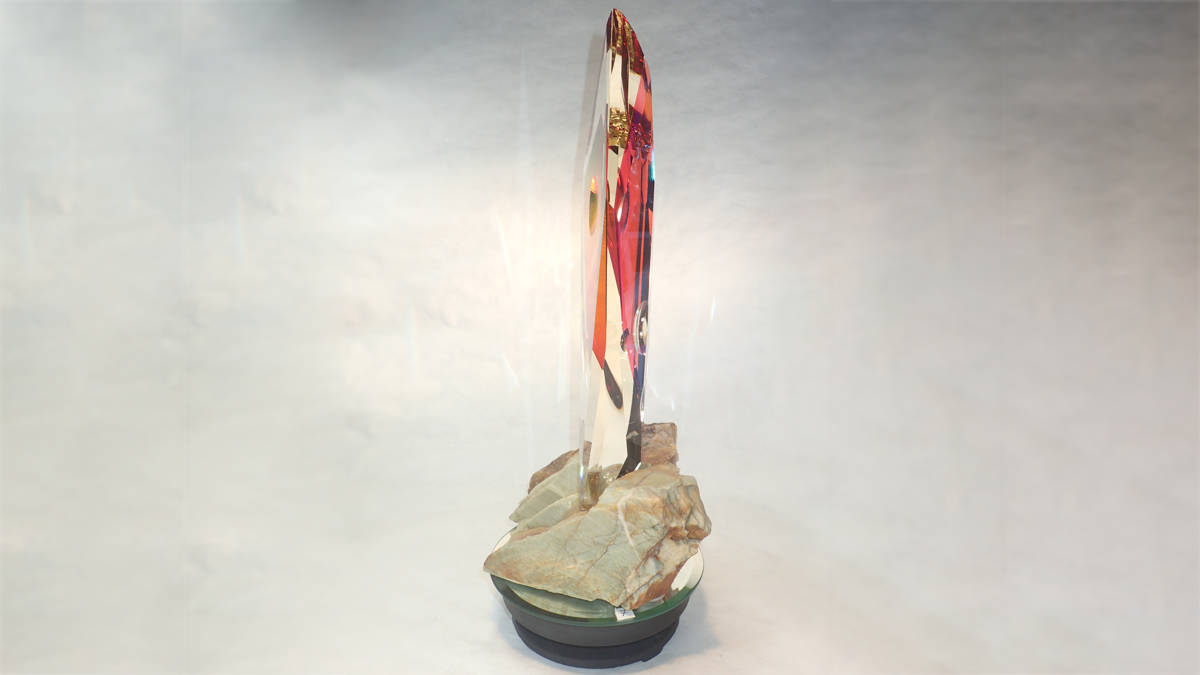 Phantom Portal optical glass sculpture by Michael Bokrosh Image 7